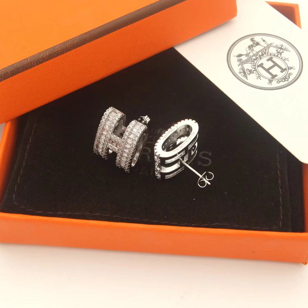 18K Pop Hermes Diamonds Earrings