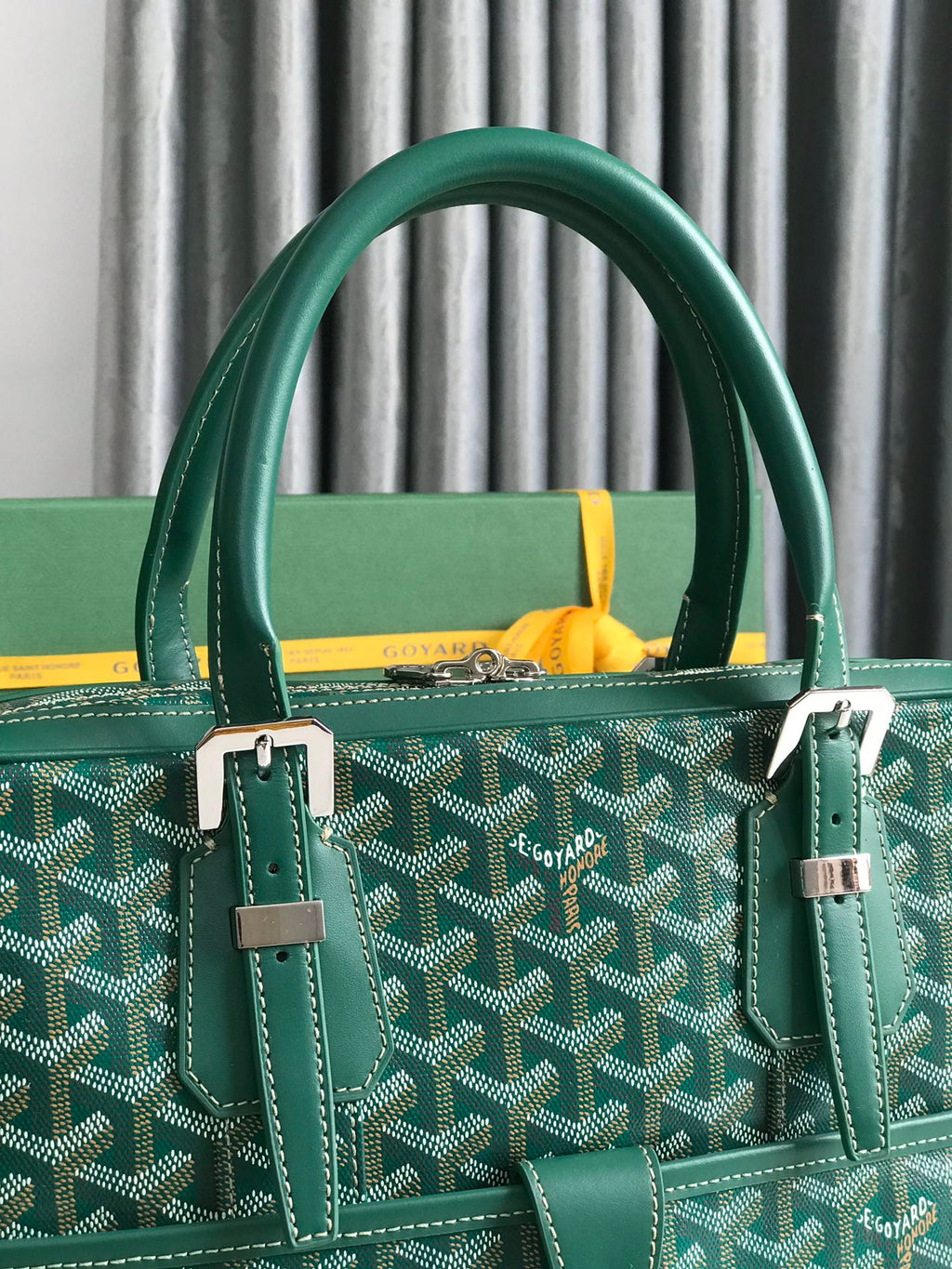 AMBASSADE DOCUMENT CASE 35 IN GREEN GOYARDINE CANVAS