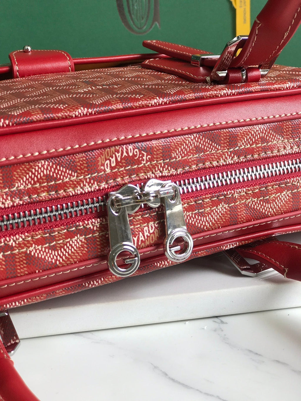 AMBASSADE DOCUMENT CASE 35 IN CLASSIC RED GOYARDINE CANVAS