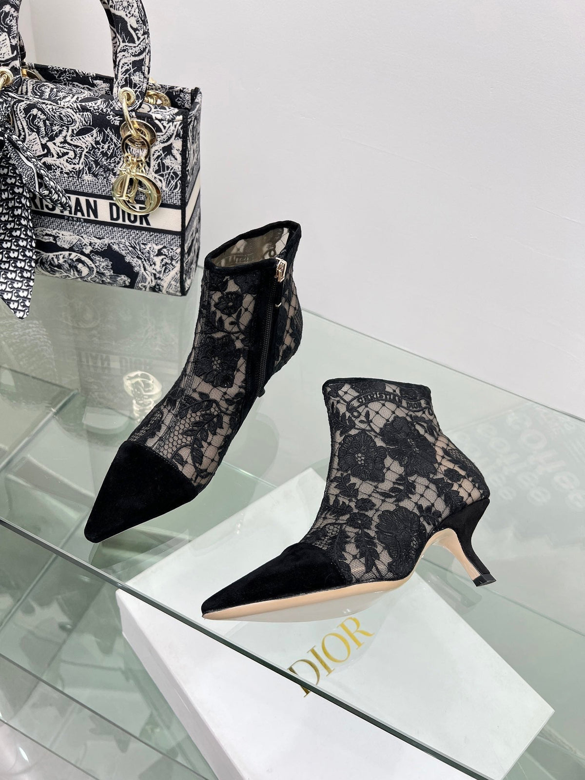 DIOR 25S POINTED-TOE ANKLE BOOTS 50 MM IN BLACK MESH TULLE AND SUEDE