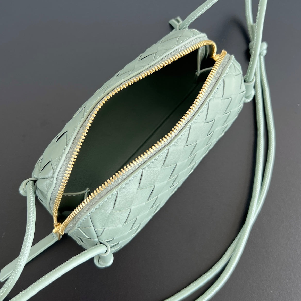 CONCERT POUCH 18 IN OPAL LAMBSKIN