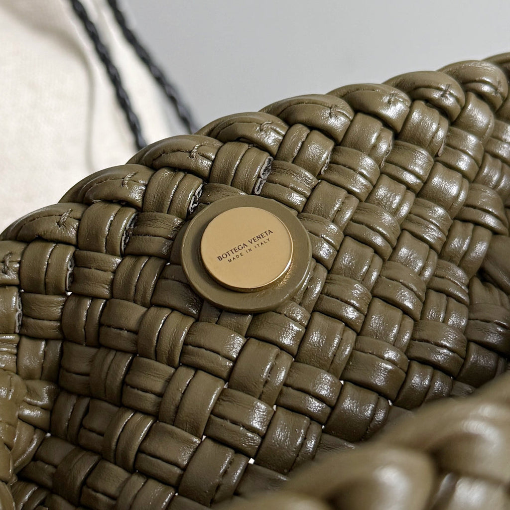 BOTTEGA VENETA 25S MINI TOSCA 20 IN DARK OLIVE BROWN CALFSKIN