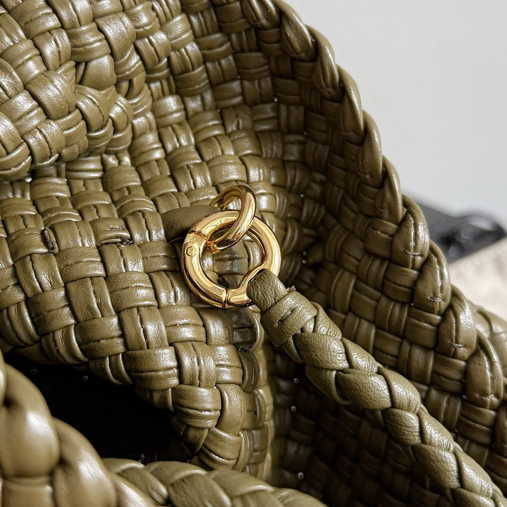 BOTTEGA VENETA 25S MINI TOSCA 20 IN DARK OLIVE BROWN CALFSKIN