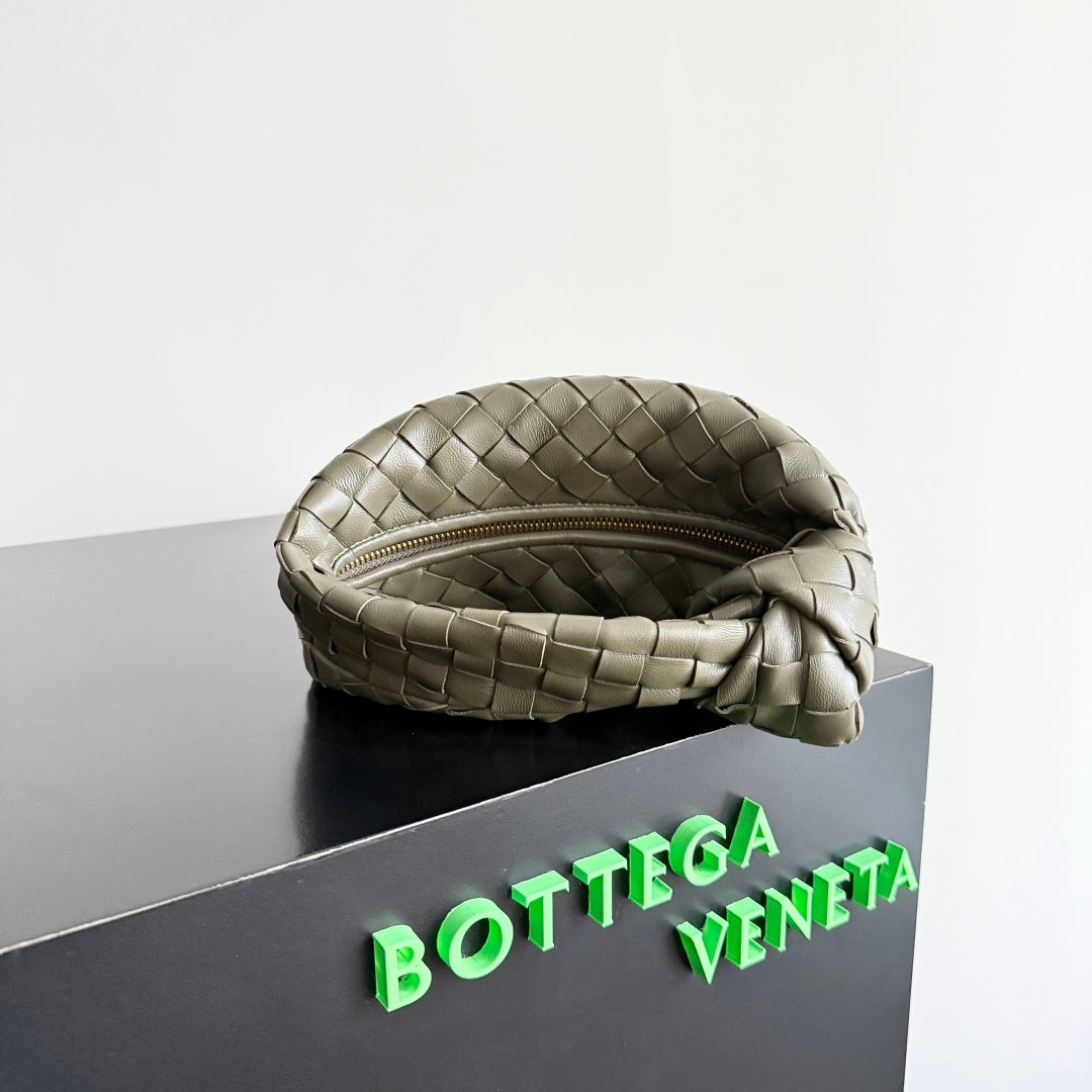 BOTTEGA VENETA 25S MINI JODIE 26 IN OLIVE GREEN CALFSKIN