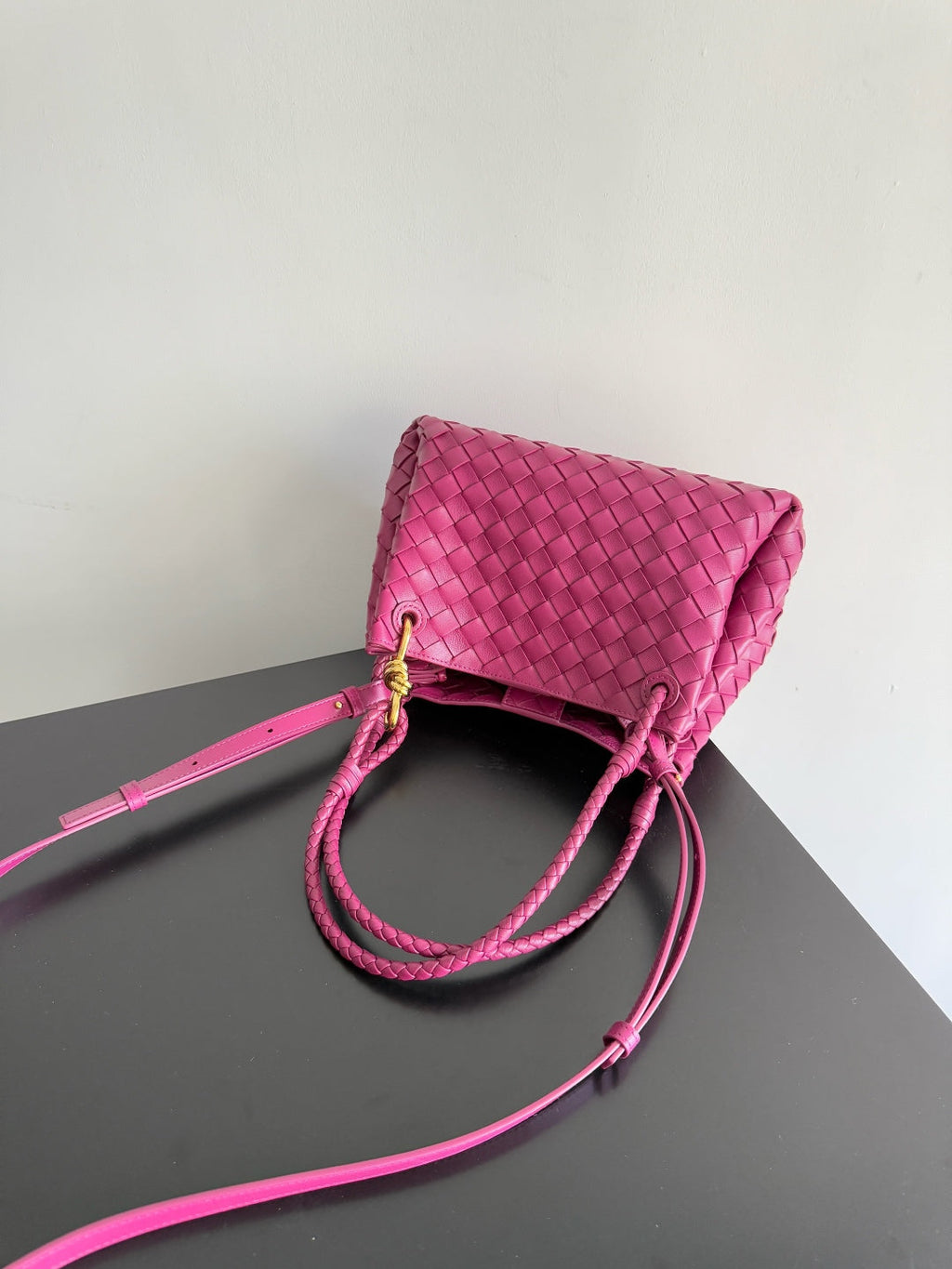 BOTTEGA VENETA 25S SMALL PARACHUTE 29 IN RASPBERRY PINK CALFSKIN GOLD HARDWARE