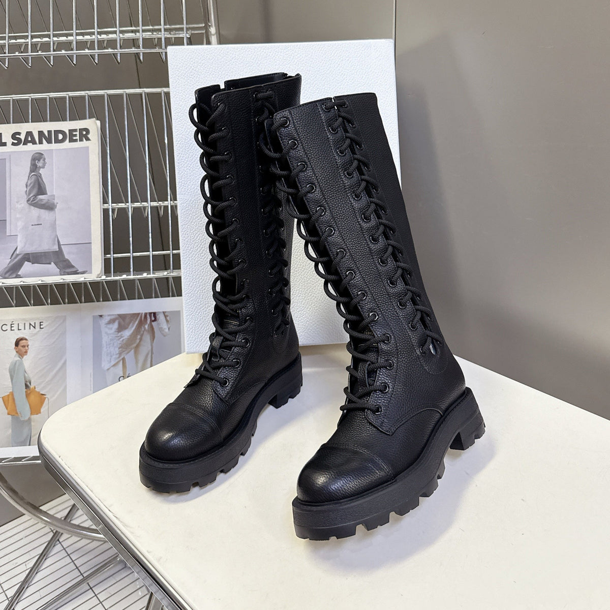 DIOR 25S D-ROAD BOOT IN BLACK GRAINED CALFSKIN