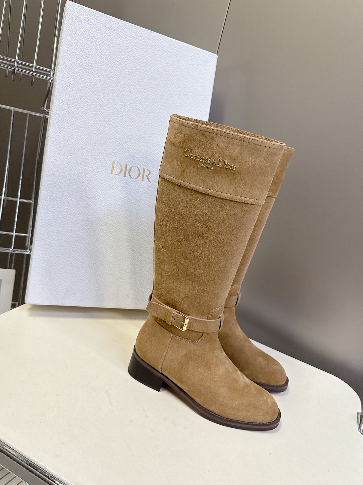 DIOR 25S BROWN HIGH BOOTS IN BEIGE SUEDE