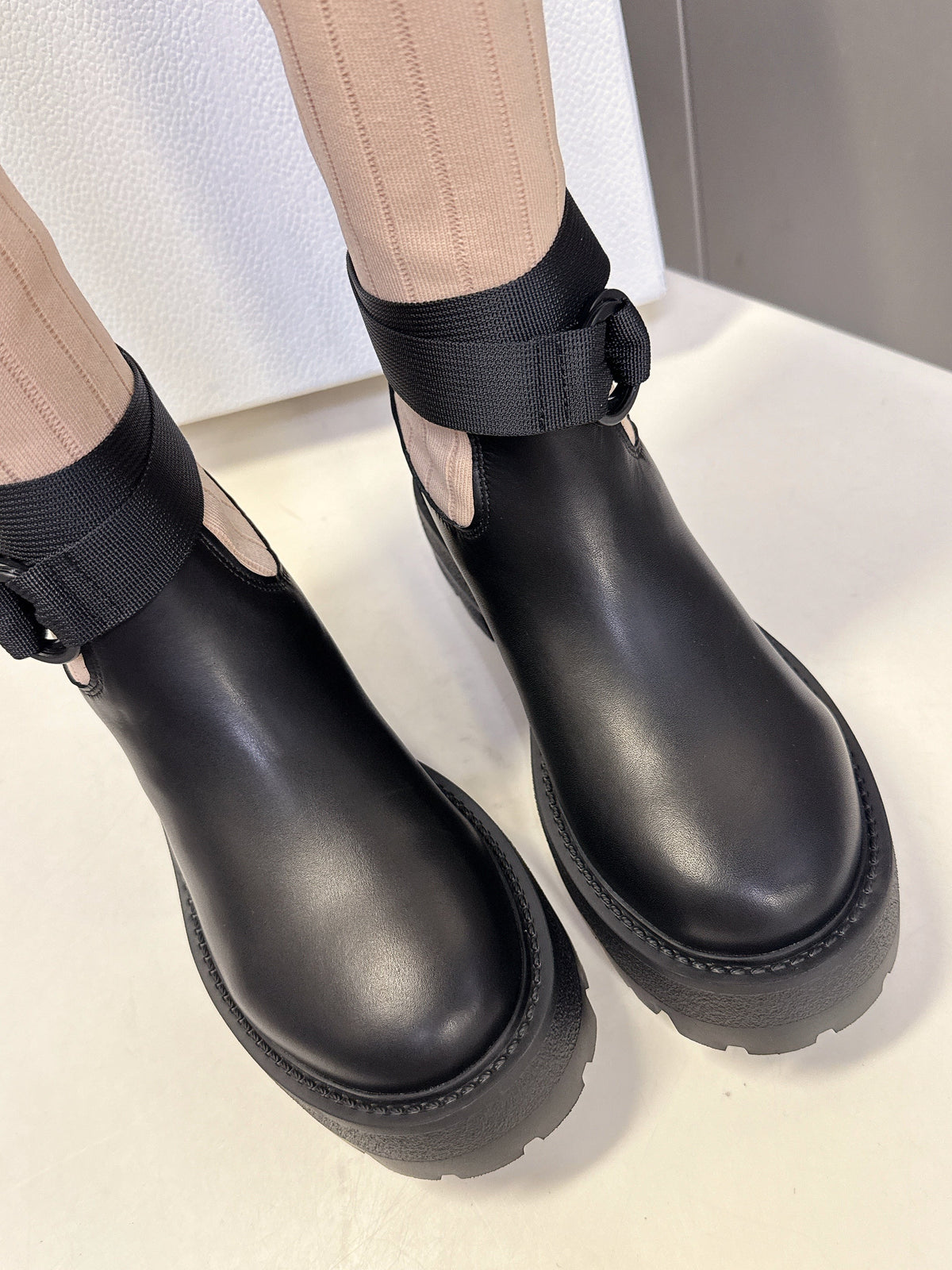 DIOR 25S D-MAJOR ANKLE BOOTS IN BLACK CALFSKIN AND LIGHT BEIGE FABRIC