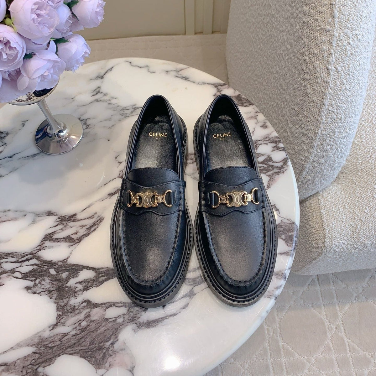CHANEL 25S ARC DE TRIOMPHE LOAFERS IN BLACK CALFSKIN GOLD HARDWARE