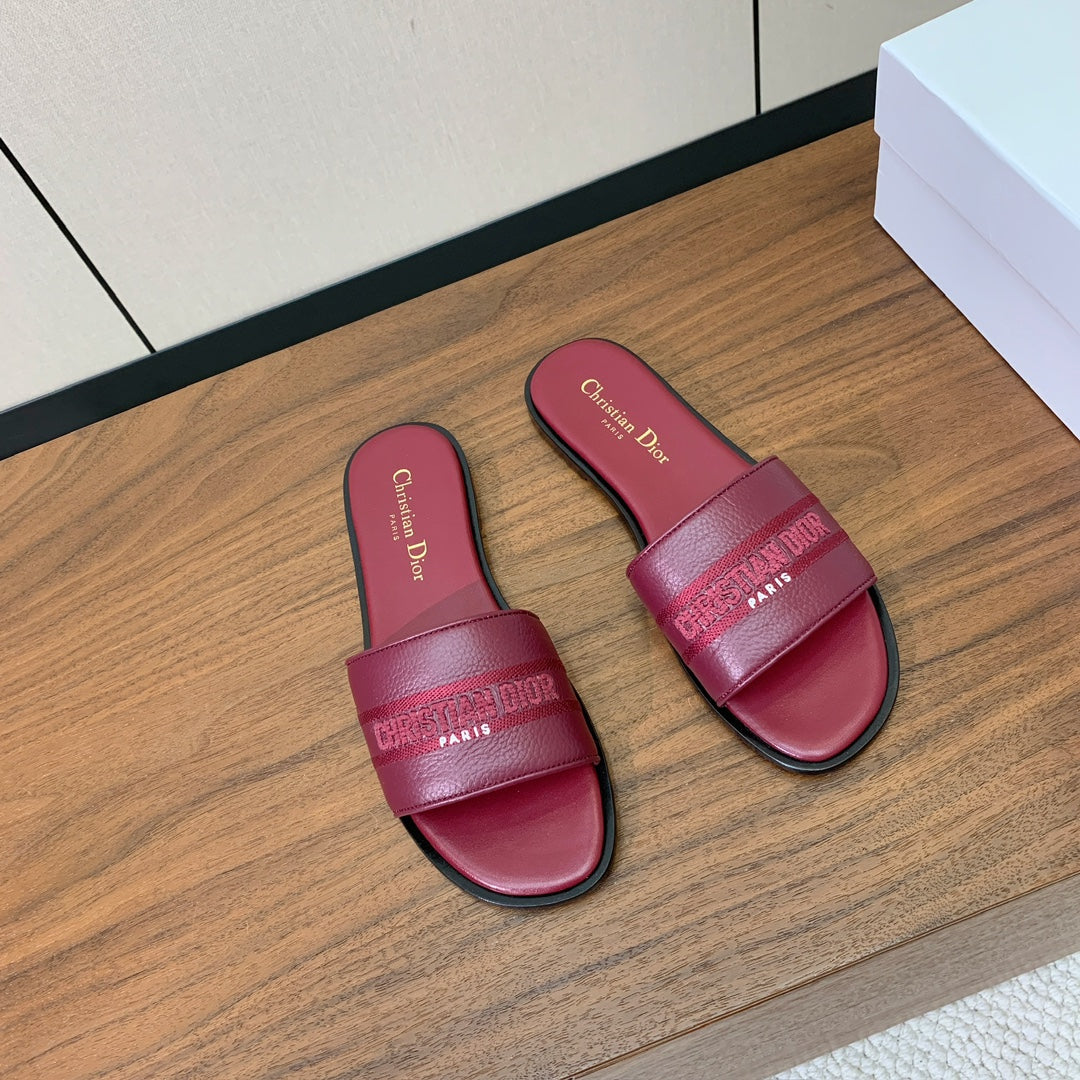DIOR 25S DWAY SLIDE IN DARK RED CALFSKIN