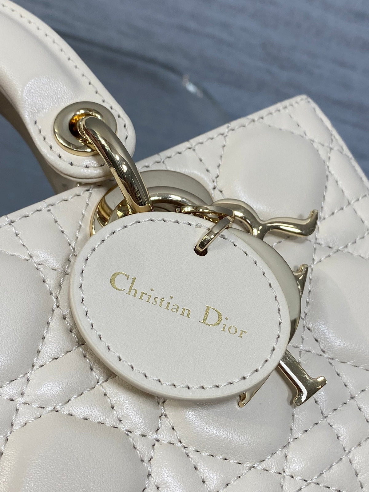 DIOR 25S SMALL LADY D-JOY 22 IN BEIGE LAMBSKIN GOLD HARDWRE