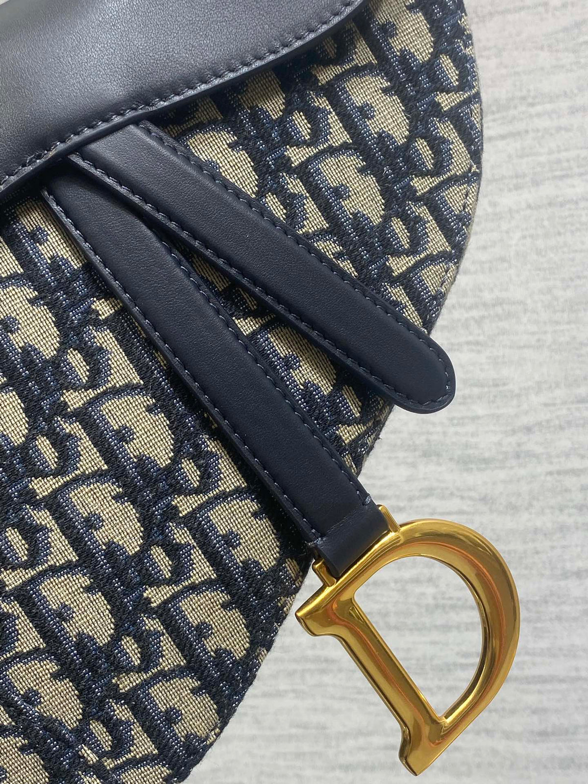 DIOR 25S MINI SOFT SADDLE BAG 19 IN BLUE DIOR OBLIQUE JACQUARD AND SMOOTH CALFSKIN