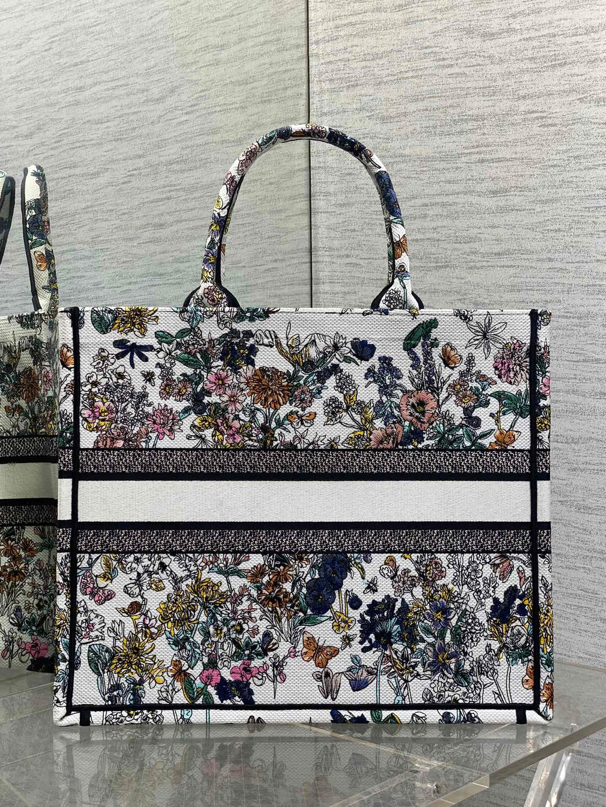 DIOR 25S LUCKY LARGE DIOR BOOK TOTE 42 IN MULTICOLOR DIOR FLOWERS CALENDAR ALLOVER EMBROIDERY