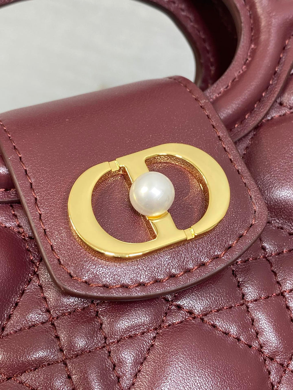 DIOR 25S JOLIE TOP HANDLE MINI BAG 18 IN BURGUNDY CALFSKIN GOLD HARDWRE