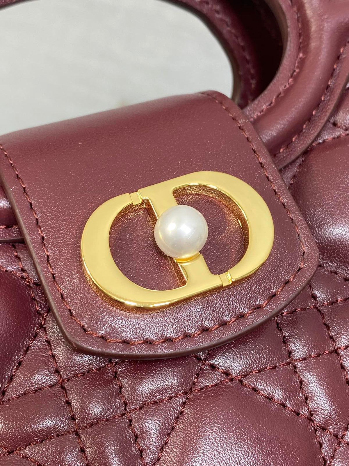 DIOR 25S JOLIE TOP HANDLE MINI BAG 18 IN BURGUNDY CALFSKIN GOLD HARDWARE