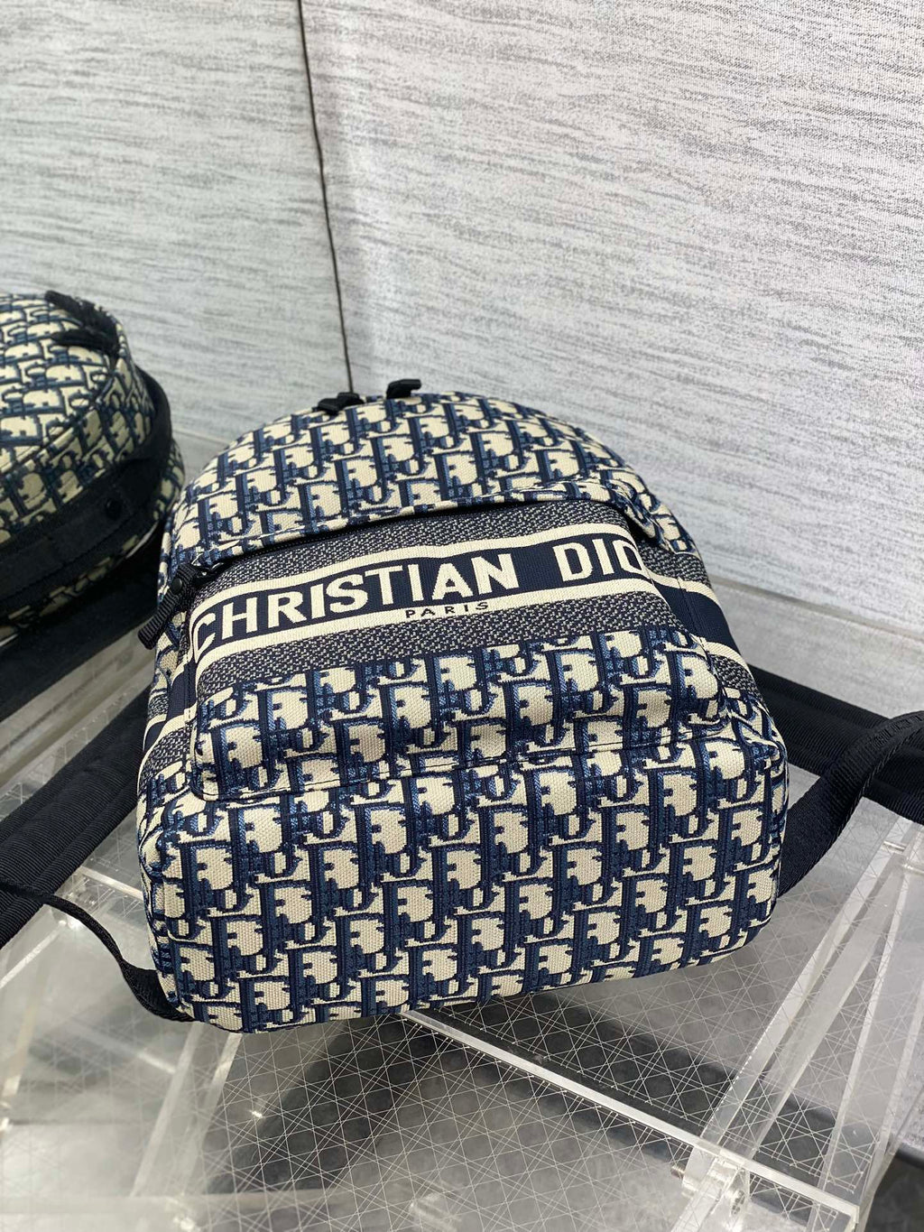 DIOR 25S TRAVEL BACKPACK 31 IN BLUE CANVAS OBLIQUE JACQUARD