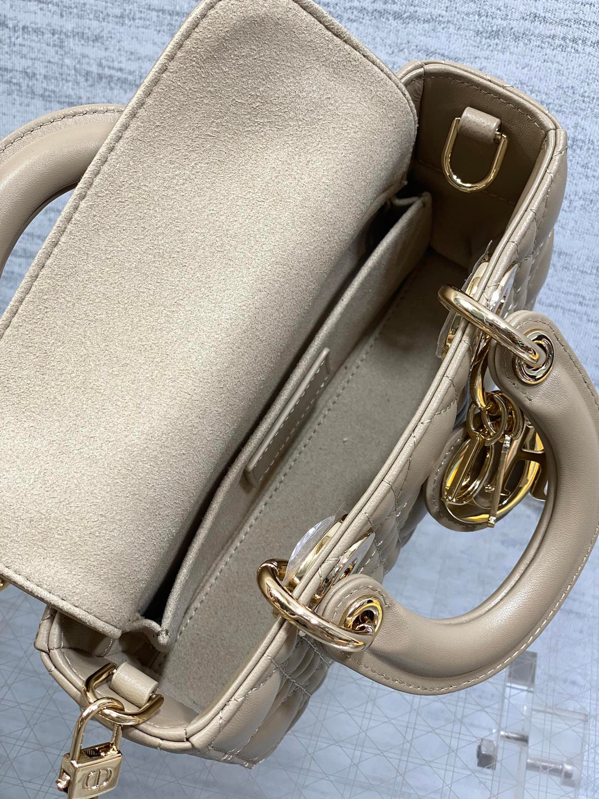 DIOR 25S SMALL LADY D‑JOY BAG 19 IN DARK BEIGE CANNAGE CALFSKIN GOLD HARDWARE