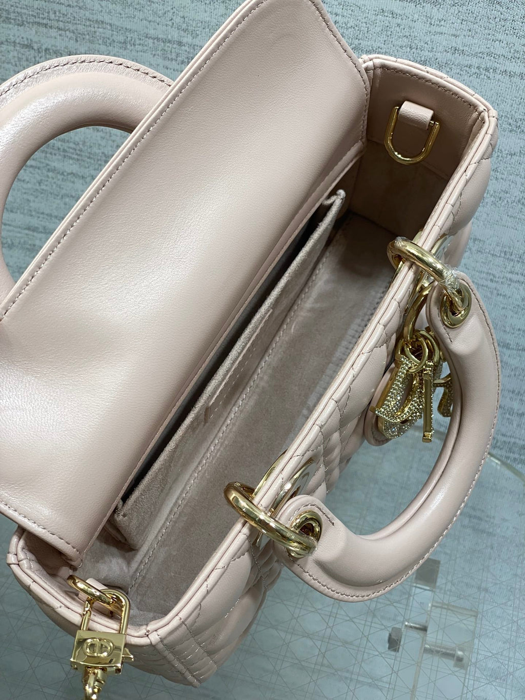 DIOR 25S SMALL LADY D‑JOY BAG 22 IN BABY PINK CALFSKIN GOLD HARDWRE