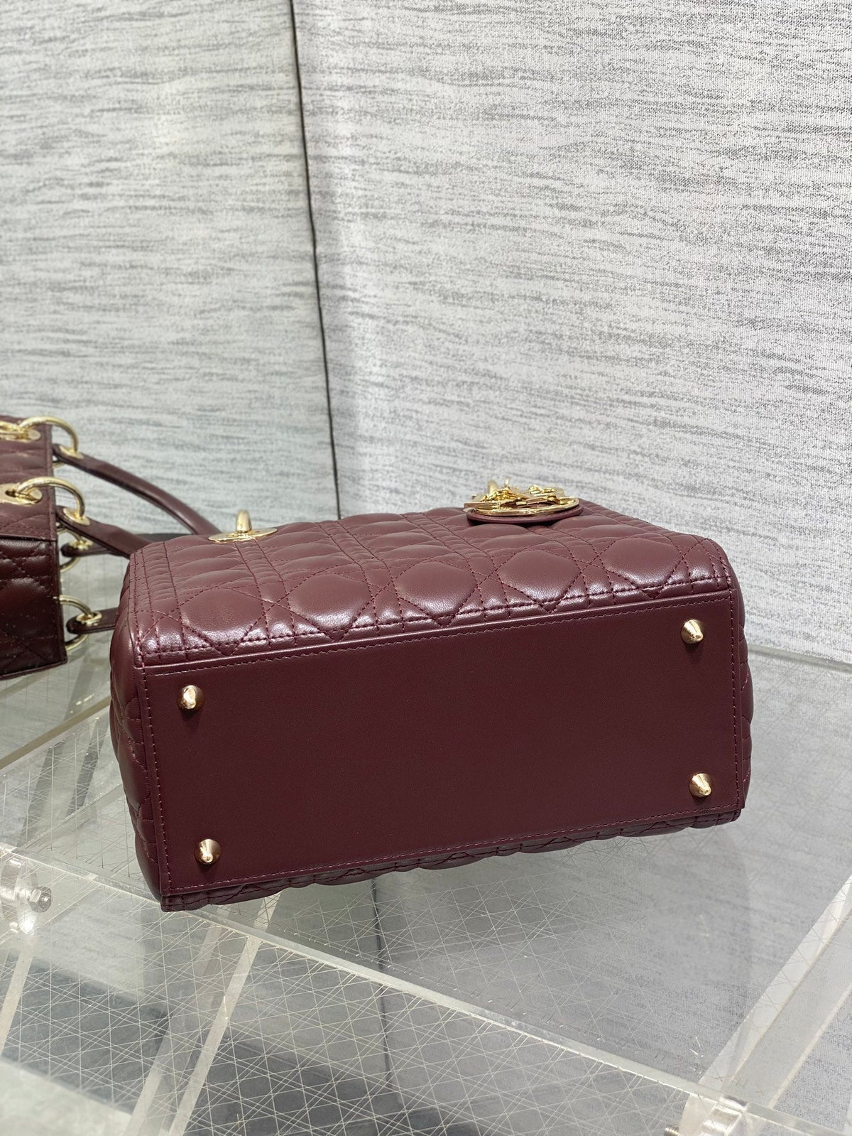 DIOR 25S MEDIUM LADY BAG 24 IN BURGUNDY CALFSKIN GOLD HARDWARE