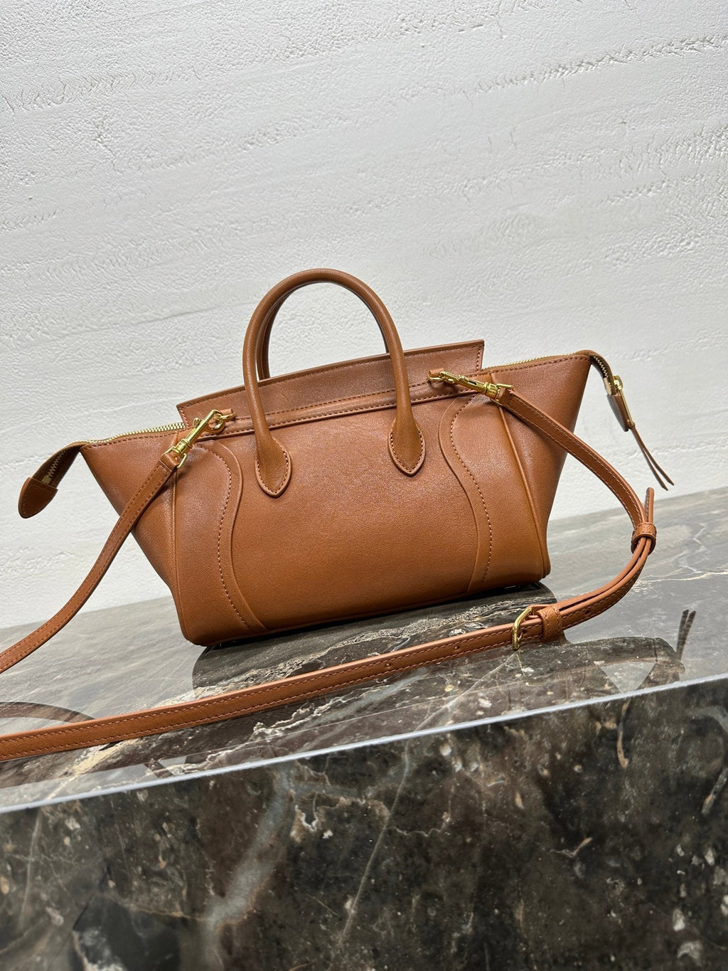 CELINE 25S NEW LUGGAGE 38MM IN TAN BROWN LAMBSKIN GOLD HARDWARE
