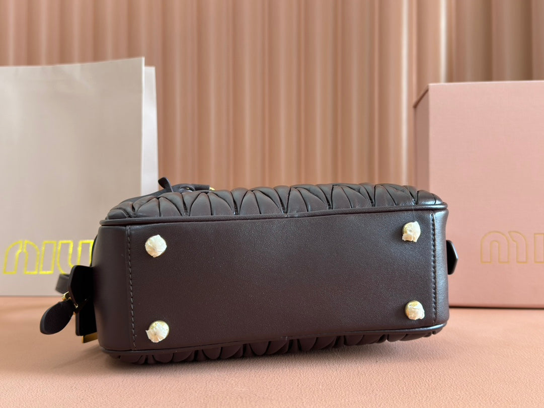 ARCADIE MATELASSÉ BAG 22 IN CONGO BROWN CALFSKIN GOLD HARDWARE