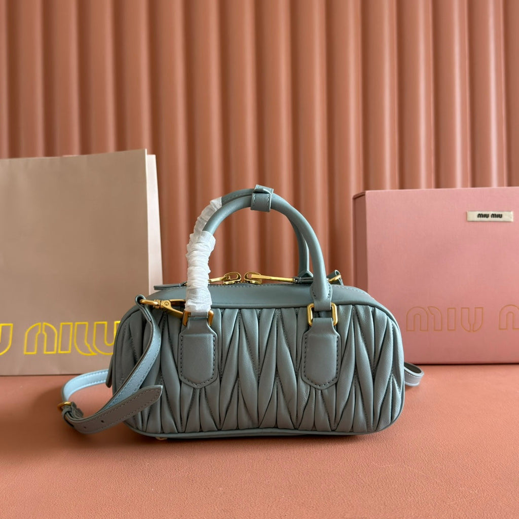 ARCADIE MATELASSÉ BAG 22 OLIVE GRAY IN CALFSKIN GOLD HARDWARE