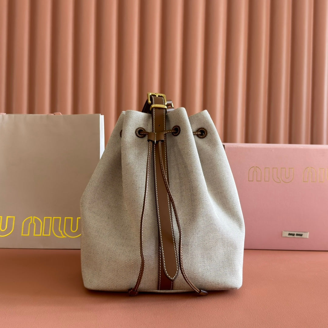 BUCKET BAG 29 BEIGE AND BRANDY IN CANVAS