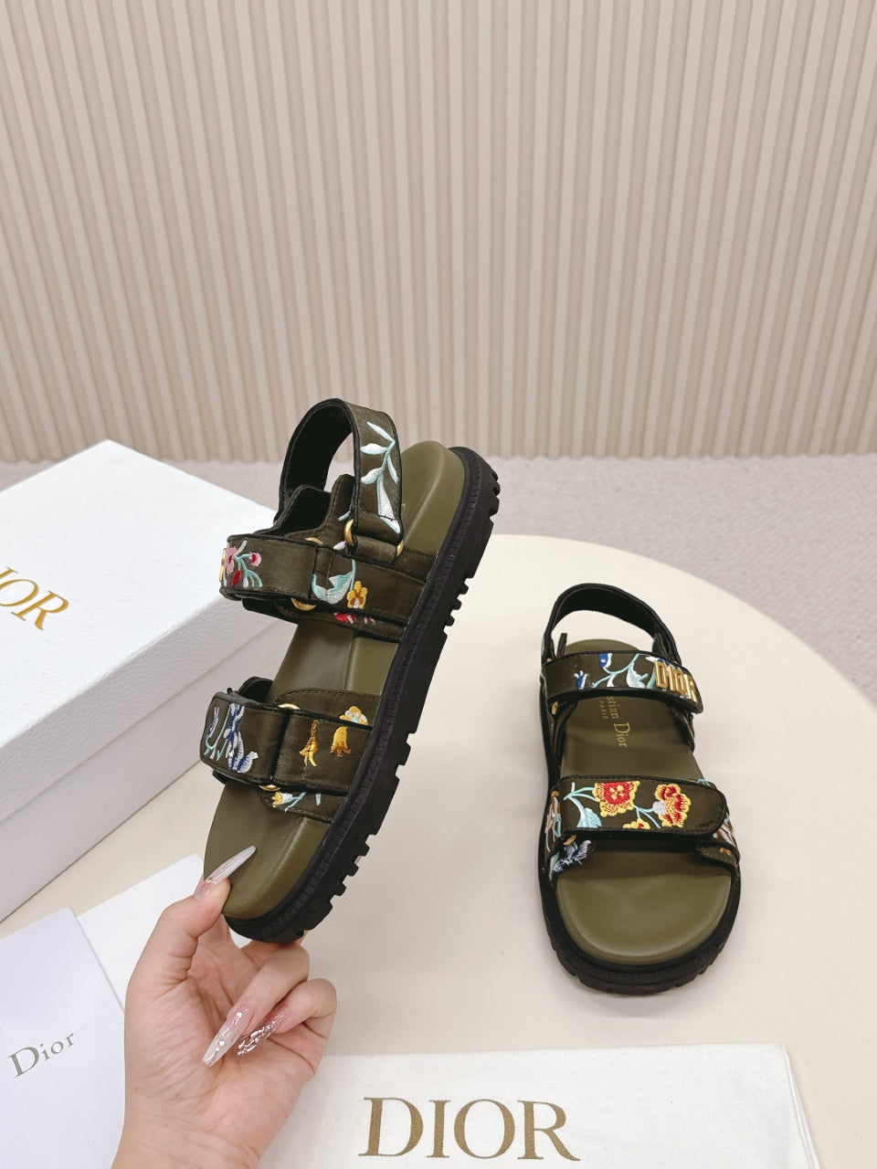 DIOR BACK-STRAP SANDALS 25S IN MOSS GREEN CALFSKIN EMBROIDERED WITH PETITES FLEURS