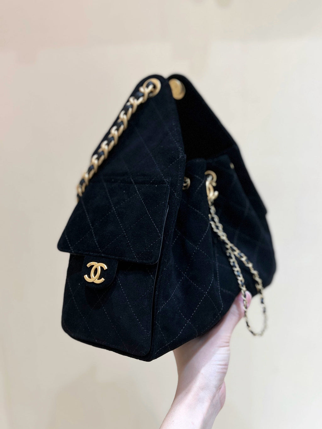 CHANEL 25 HANDBAG 30 IN BLACK SUEDE GOLD HARDWARE