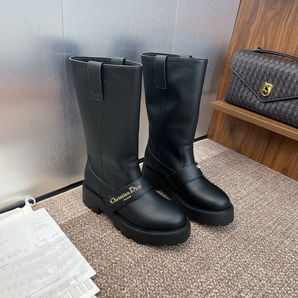 DIOR 25S D-QUEST BOOT 45MM IN BLACK GRAINED CALFSKIN