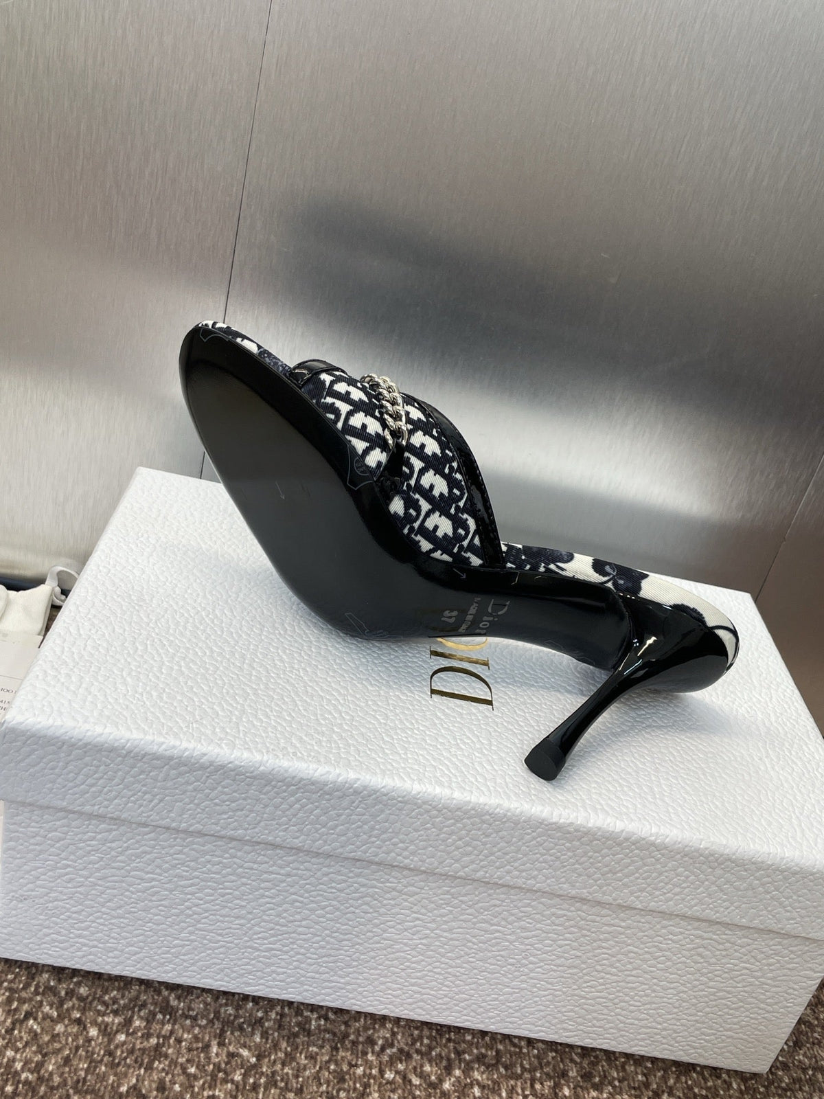 DIOR 25S HIGH HEELS PUNK 85MM IN BLACK WHITE CALFSKIN AND CANVAS