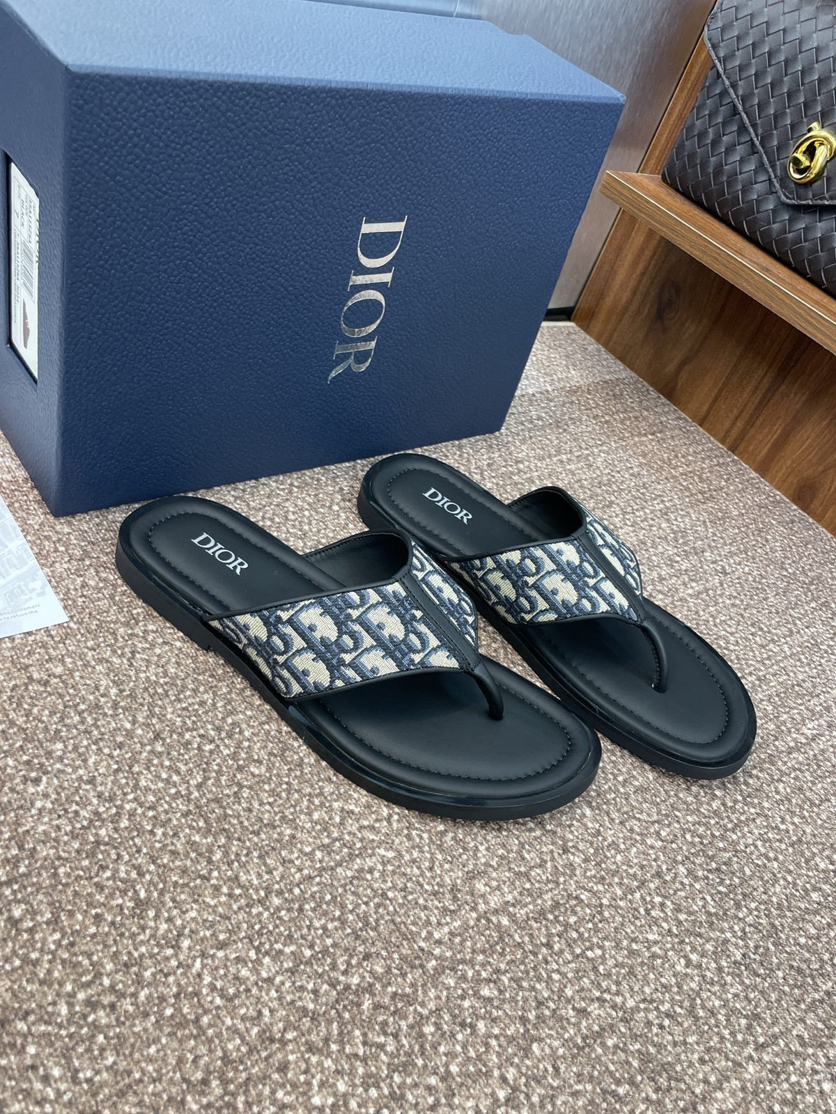 DIOR 25S ALIAS THONG SANDAL IN BEIGE BLACK CALFSKIN AND CANVAS