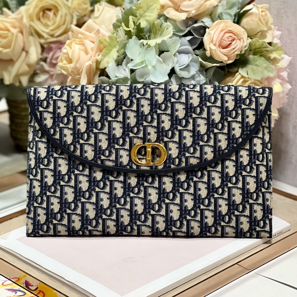 DIOR 30 MONTAIGNE 30CM BLUE OBLIQUE EMBROIDERY